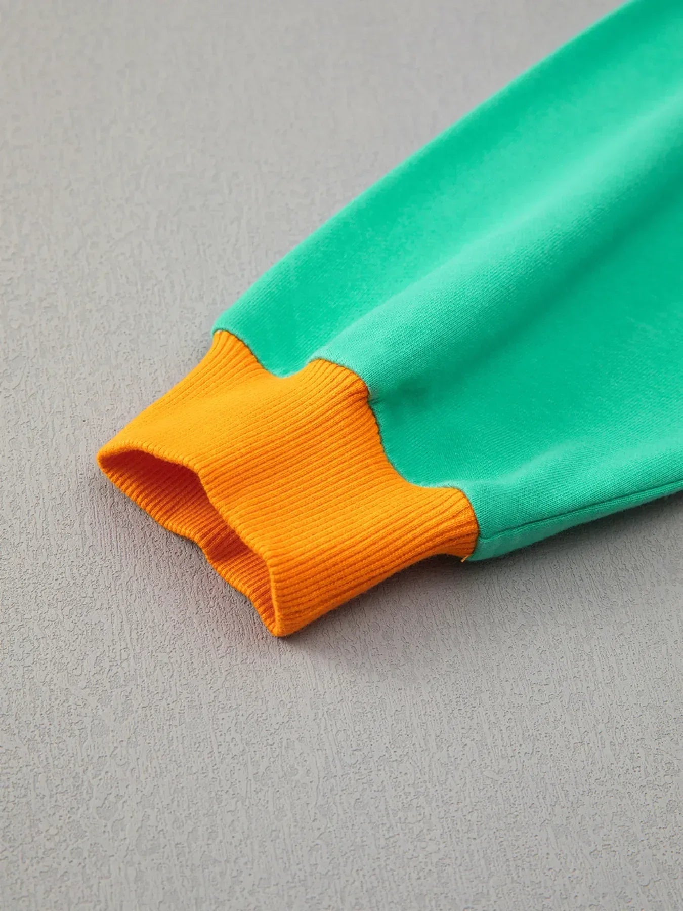 Color Block Round Neck Top and Pants Set - DAVERRI FASHIONS