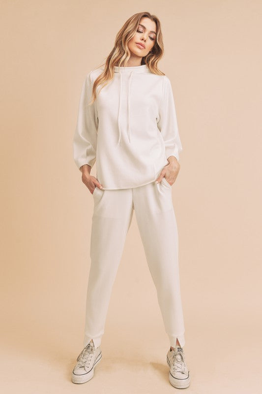 Aemi+Co Simi Mock Neck Sweatshirt WHITE Tops