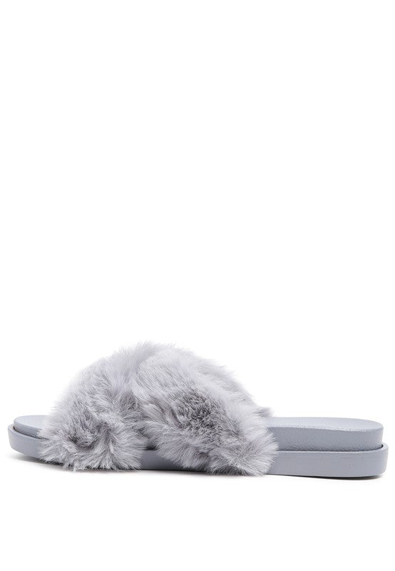 HOMEY FUR SLIP-ON FLATS | Slippers Daverri Fashions