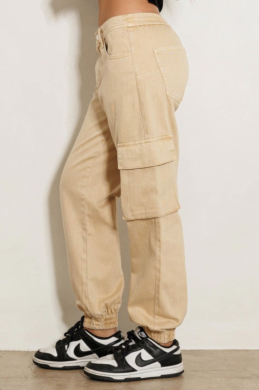 Vibrant MIU High Rise Cargo Jeans Jeans