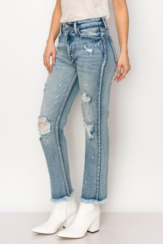 HIGH RISE DISTRESSED STRAIGHT WITH FRAY HEM JEANS