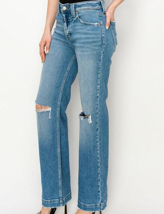 PLUS SIZE - HIGH RISE STRAIGHT LEG JEANS