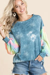 BiBi tie-dye French terry top with long sleeves and denim shorts