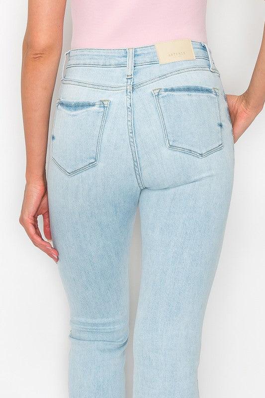 HIGH RISE BOOT CUT JEANS