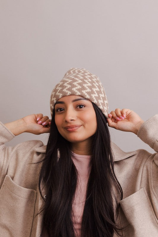 Beige OS Zigzag Knit Beanies | Daverri Fashions