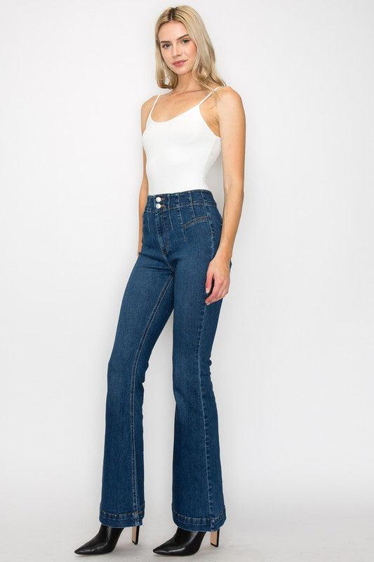 PLUS SIZE - HIGH RISE MODERN FLARE JEANS