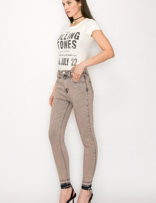 HIGH RISE STRETCH SKINNY JEANS