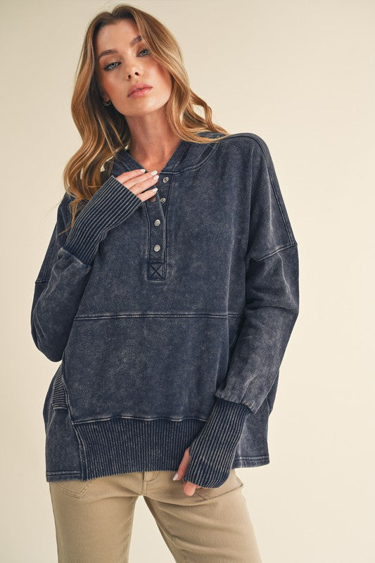 Dark blue distressed denim Washed Vivi Pullover hoodie with ribbed cuffs