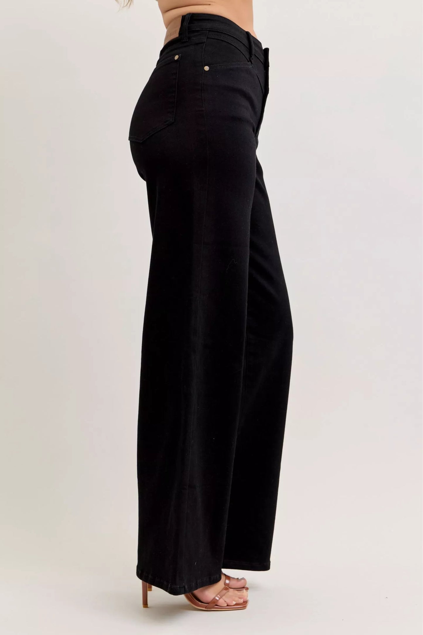 Judy Blue black high-waisted wide-leg denim jeans with straight cut and subtle stitching