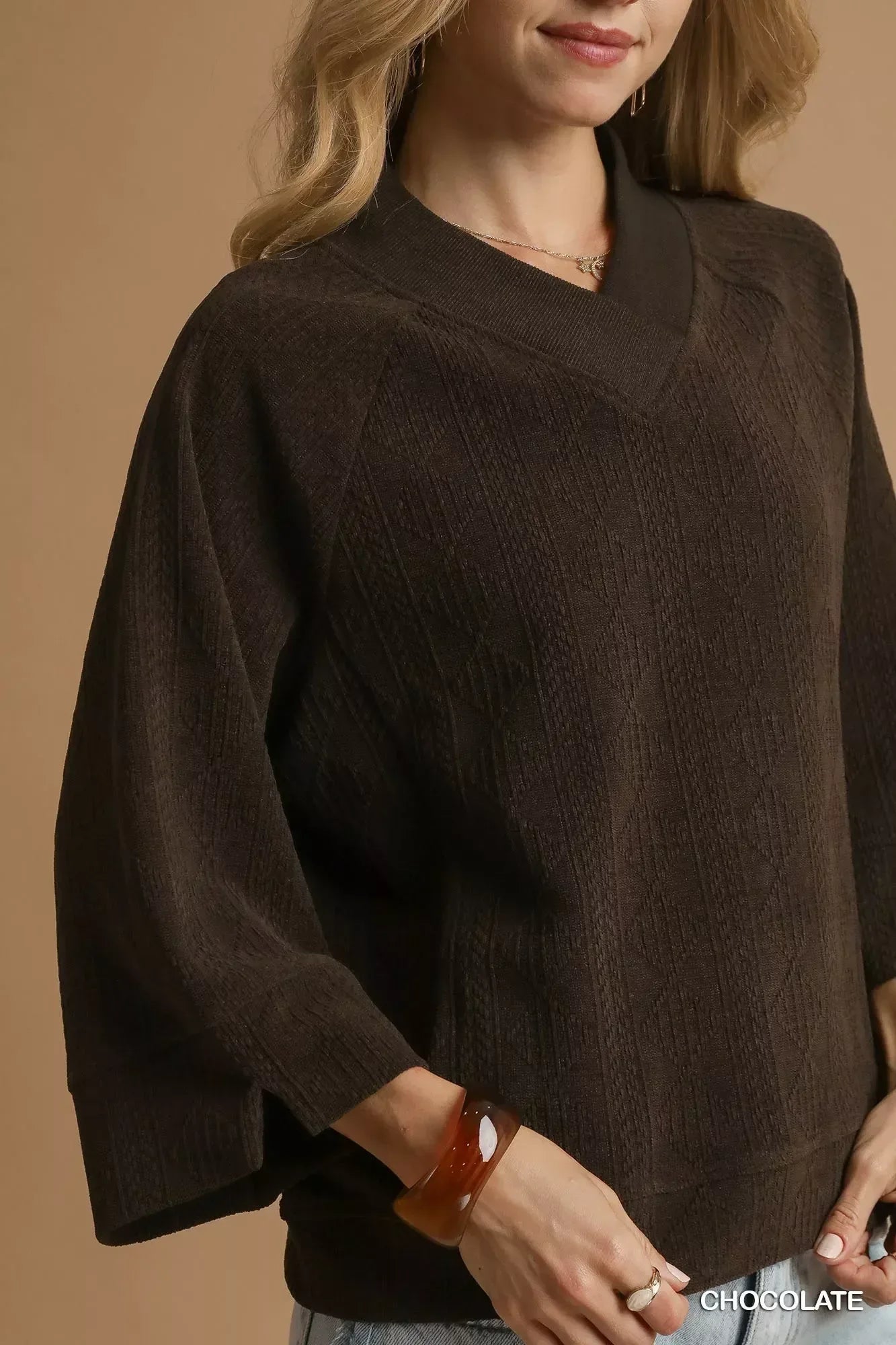 Umgee Textured Knit V-Neck Top Chocolate - DAVERRI FASHIONS