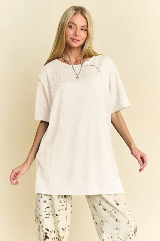 Davi & Dani Short Sleeve Side Slit T-Shirt with Pockets | Daverri Fashions