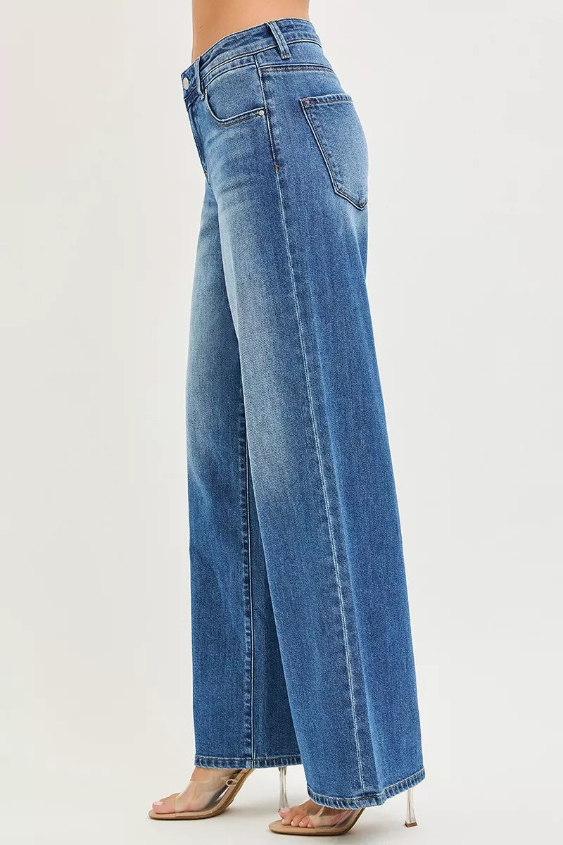 Blue Risen slouchy baggy wide-leg jeans with high waist, pockets and classic stitching