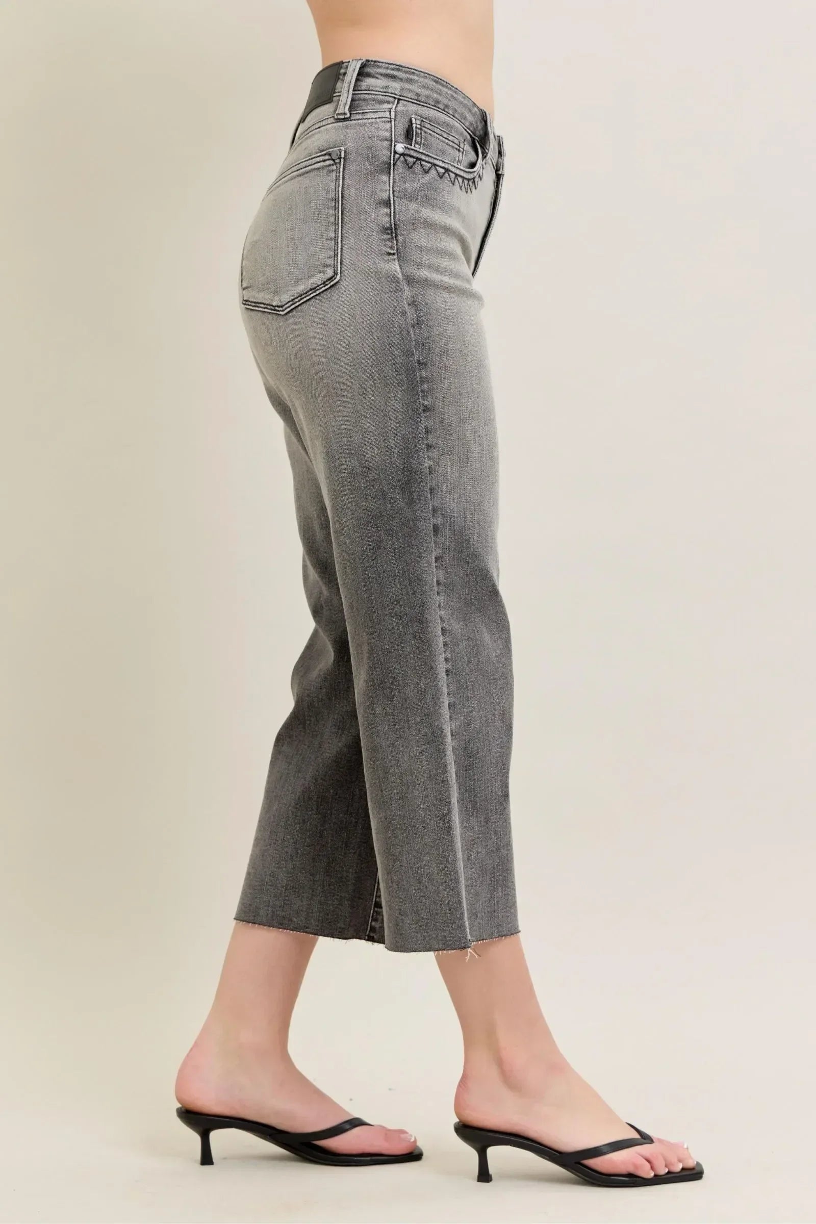 Judy Blue Full Size Wide Leg Capris Jeans Plus Size - DAVERRI FASHIONS