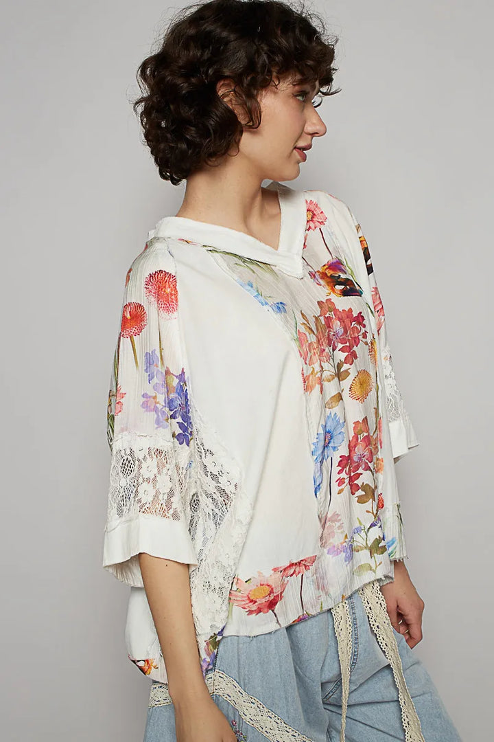 POL Floral V-Neck Raw Edge T-Shirt with Lace Detail T-Shirts