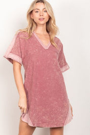 VERY J Short Sleeve V-Neck Tee Dress Mauve M