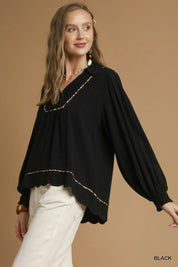 Umgee Full Size Linen Scallop Hem Blouse with Contrast Trim Plus Size | Daverri Fashions