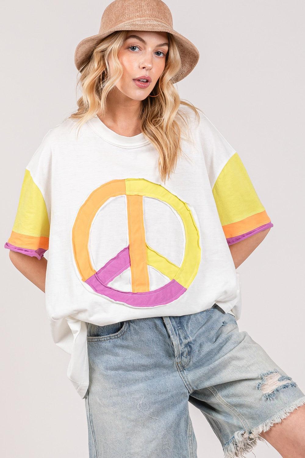 SAGE + FIG Color Block Peace Applique T-Shirt - DAVERRI FASHIONS
