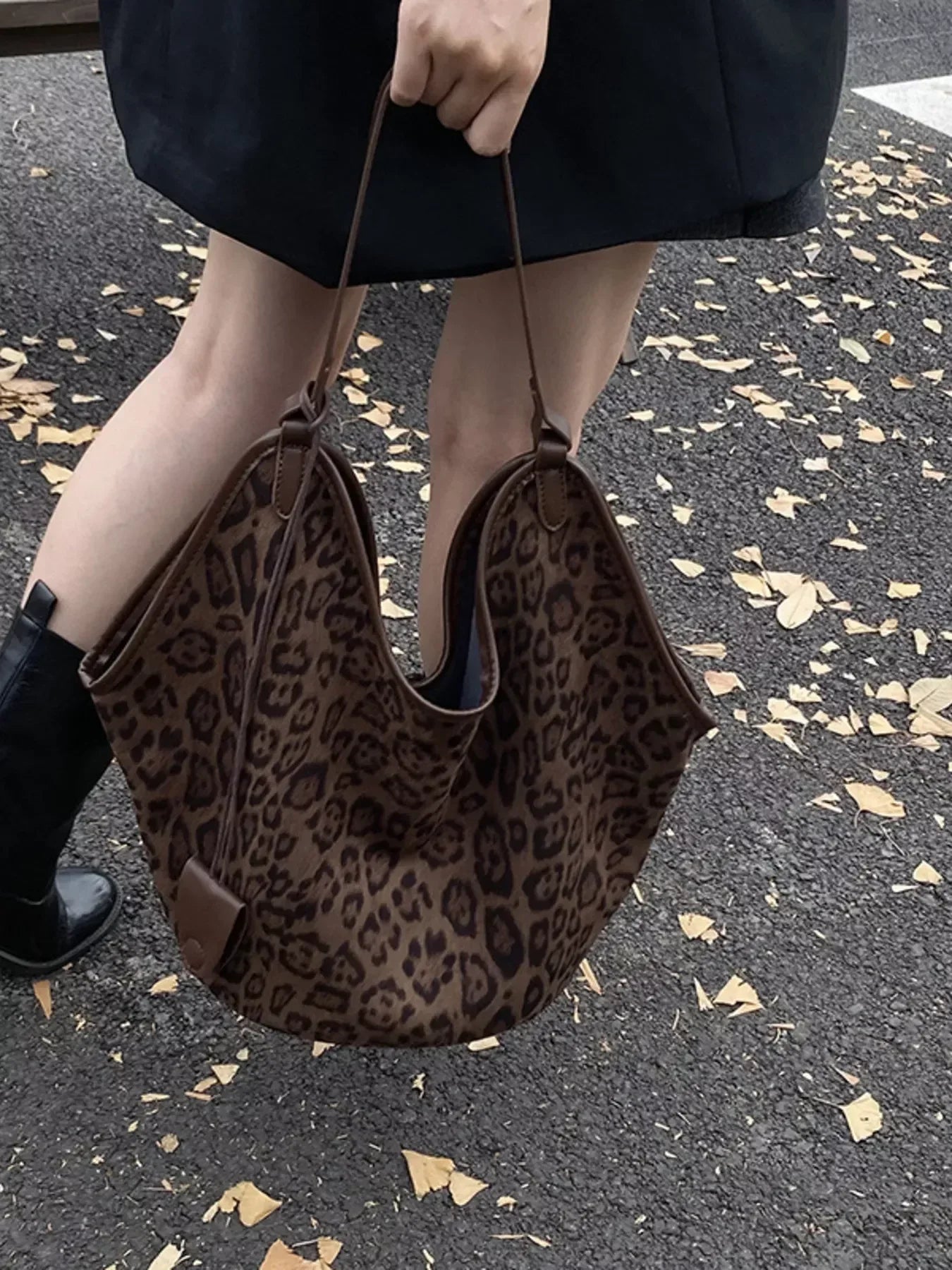 Leopard Print Large Tote Bag - DAVERRI FASHIONS