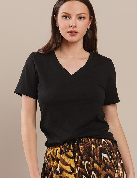 Black Women's Plain V-neck Cotton T-shirt | T-Shirts Daverri Fashions