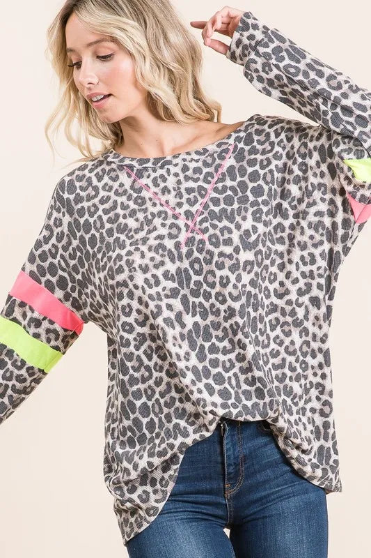 BiBi Leopard Thermal Top with Contrast Color Block | Tops Daverri Fashions