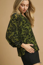 Umgee Full Size Floral Velvet Blouse with Balloon Sleeves Plus Size | Blouses Daverri Fashions