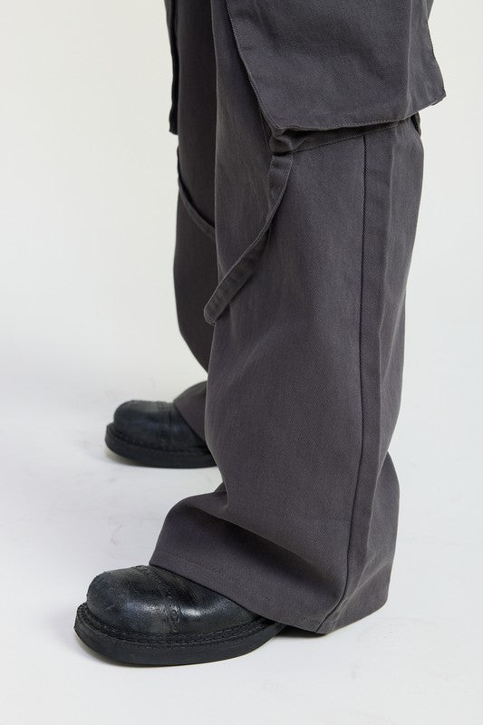 CARGO PANTS WITH POCKET DETAIL | Daverri Fashions