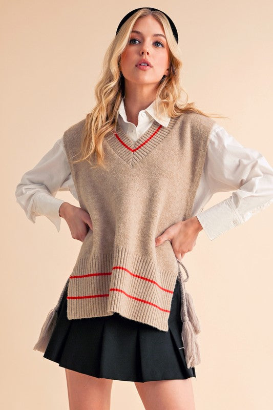 Beige and red striped Aemi + Co side tie V-neck vest poncho