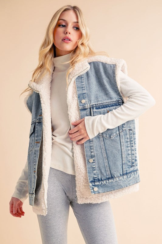 Aemi+Co Sherpa Denim Vest Jacket DENIM Denim Vests