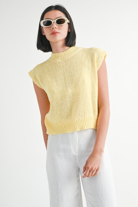 SLEEVELESS SWEATER TOP PALE YELLOW