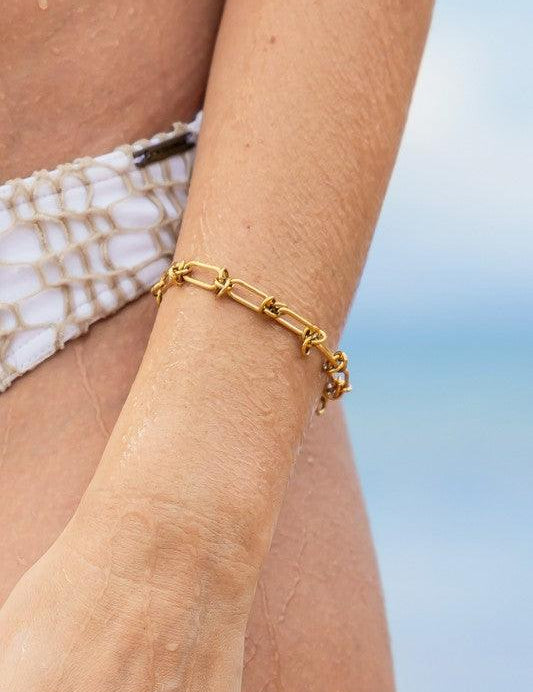 Gold OneSize 18K STAINLESS STEEL BARBED WIRE CHAIN BRACELET | Daverri Fashions