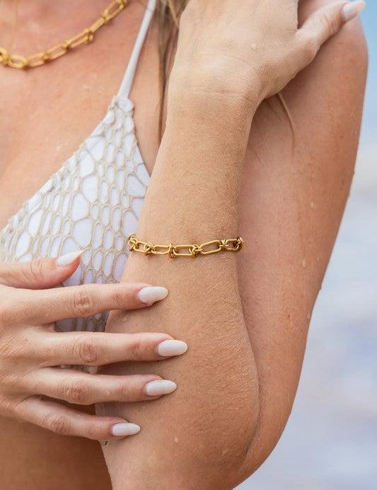 18K STAINLESS STEEL BARBED WIRE CHAIN BRACELET | Daverri Fashions