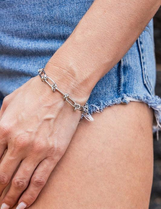 18K STAINLESS STEEL BARBED WIRE CHAIN BRACELET | Daverri Fashions