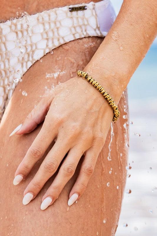 Gold OneSize 18K STAINLESS STEEL TWISTED BEAD BRACELET | Daverri Fashions