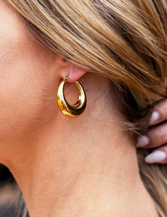 Gold OneSize 18K STAINLESS STEEL MOD HOOP EARRINGS | Daverri Fashions