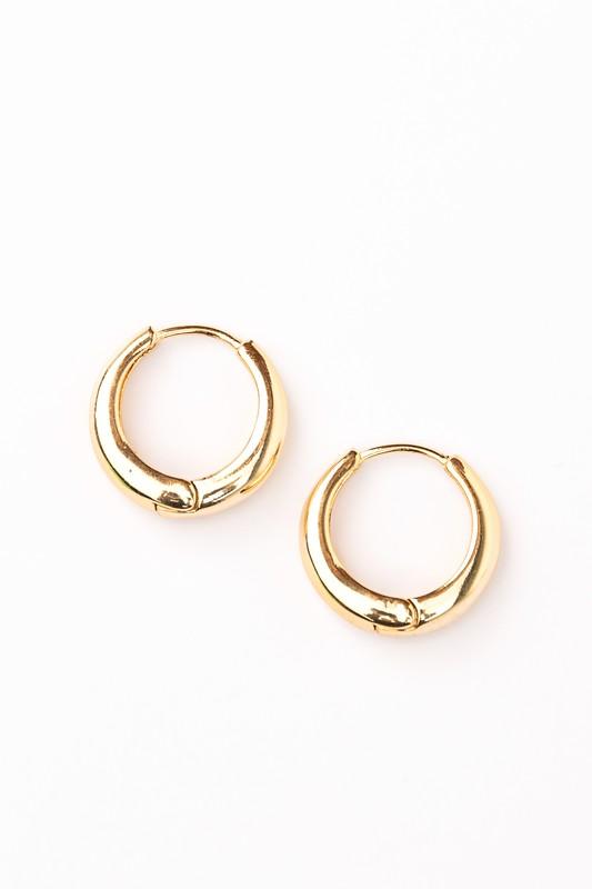 14K STAINLESS STEEL EVERYDAY HUGGIE EARRINGS | Daverri Fashions