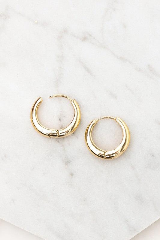 14K STAINLESS STEEL EVERYDAY HUGGIE EARRINGS | Daverri Fashions