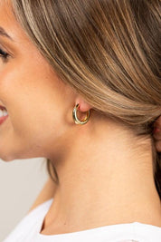 Circle OneSize 14K STAINLESS STEEL EVERYDAY HUGGIE EARRINGS | Daverri Fashions