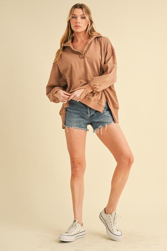Tamika Henley Sweatshirt MOCHA S