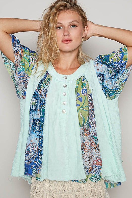 POL Printed Frayed Hem Half Button Short Sleeve Blouse Blouses