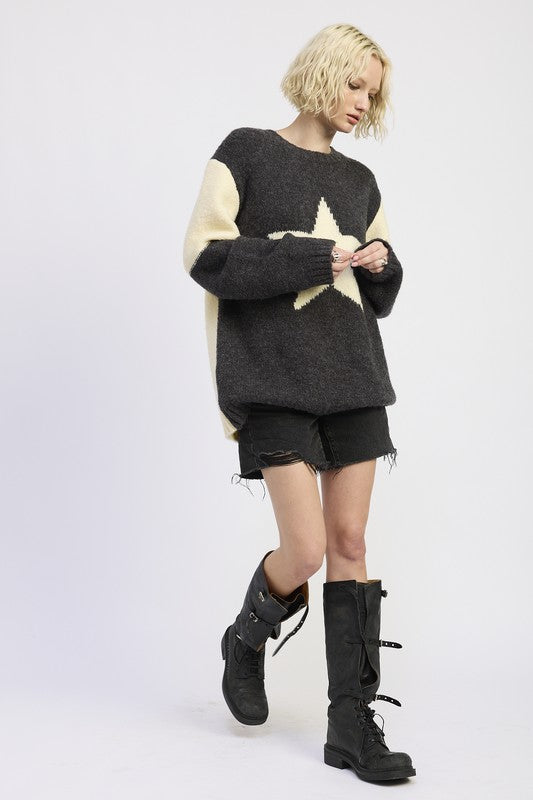 Oversized Sweater with Star Print | Sweaters Daverri Fashions