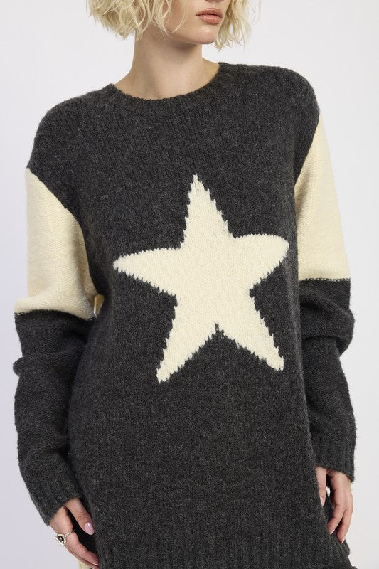 Oversized Sweater with Star Print | Sweaters Daverri Fashions