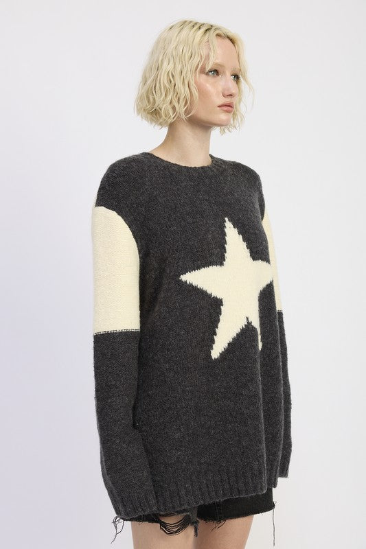 Oversized Sweater with Star Print | Sweaters Daverri Fashions