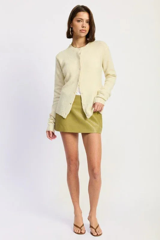 Fitted Button Up Cardigan - DAVERRI FASHIONS