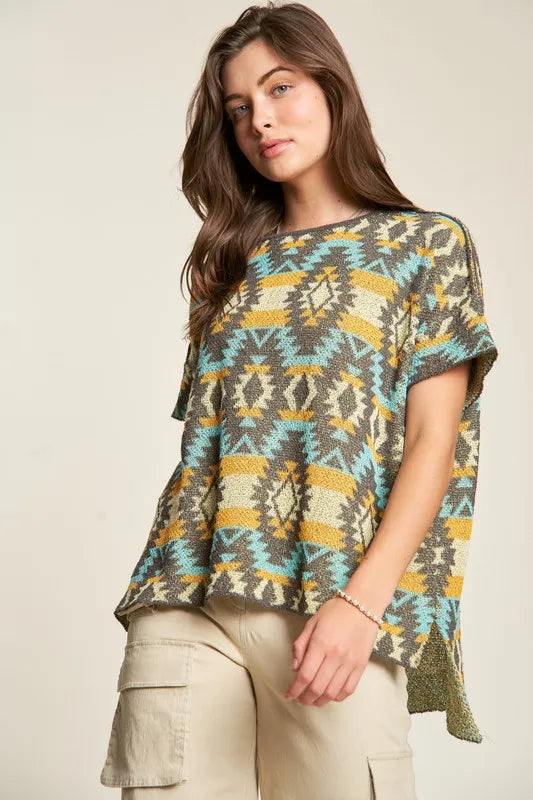 Davi & Dani high-low geometric round neck knit top in teal, yellow, gray