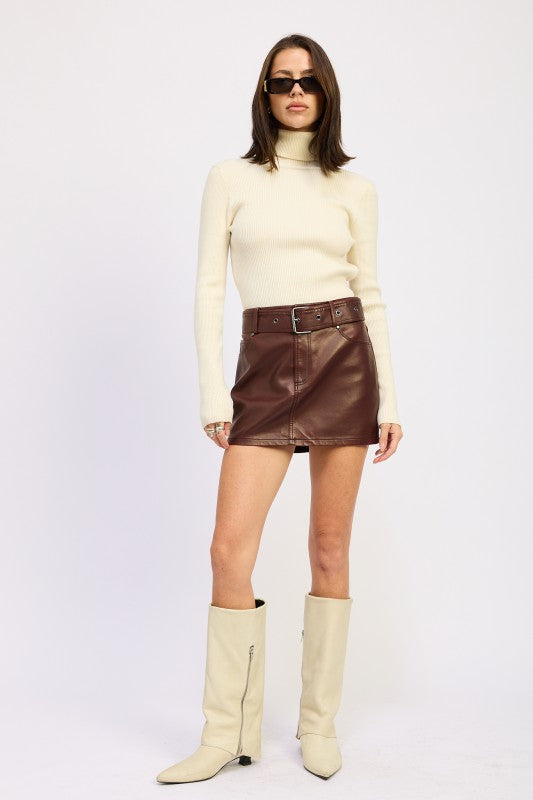 PU SKIRT WITH BELT BURGUNDY