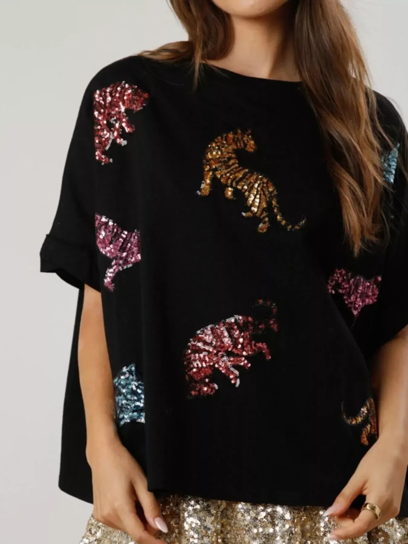 Sequin Tiger Round Neck T-Shirt - DAVERRI FASHIONS
