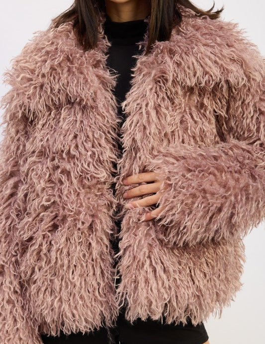 SHAGGY FAUX FUR COAT WITH COLLAR | Coats Daverri Fashions
