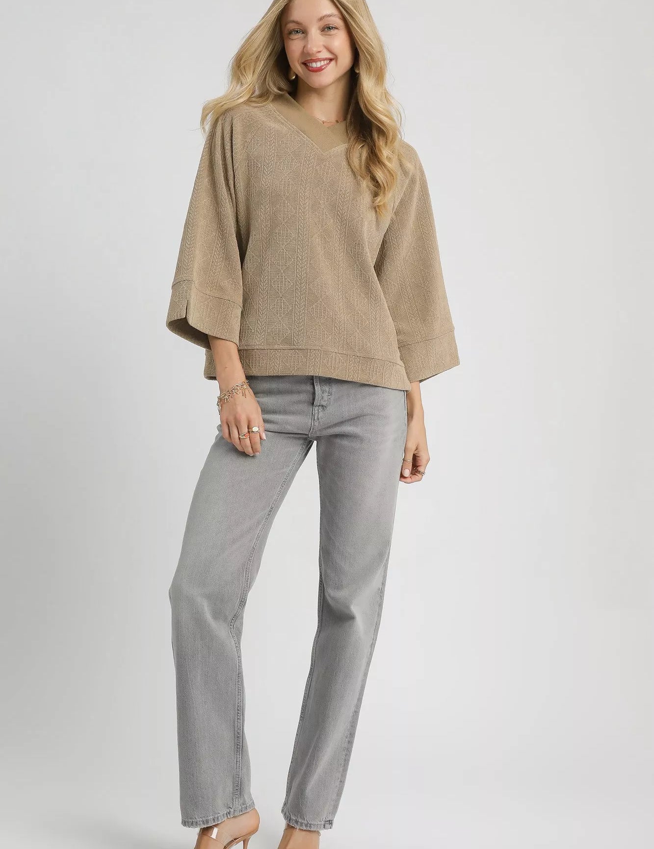 Umgee Textured Knit V-Neck Top Taupe | Knit Tops Daverri Fashions