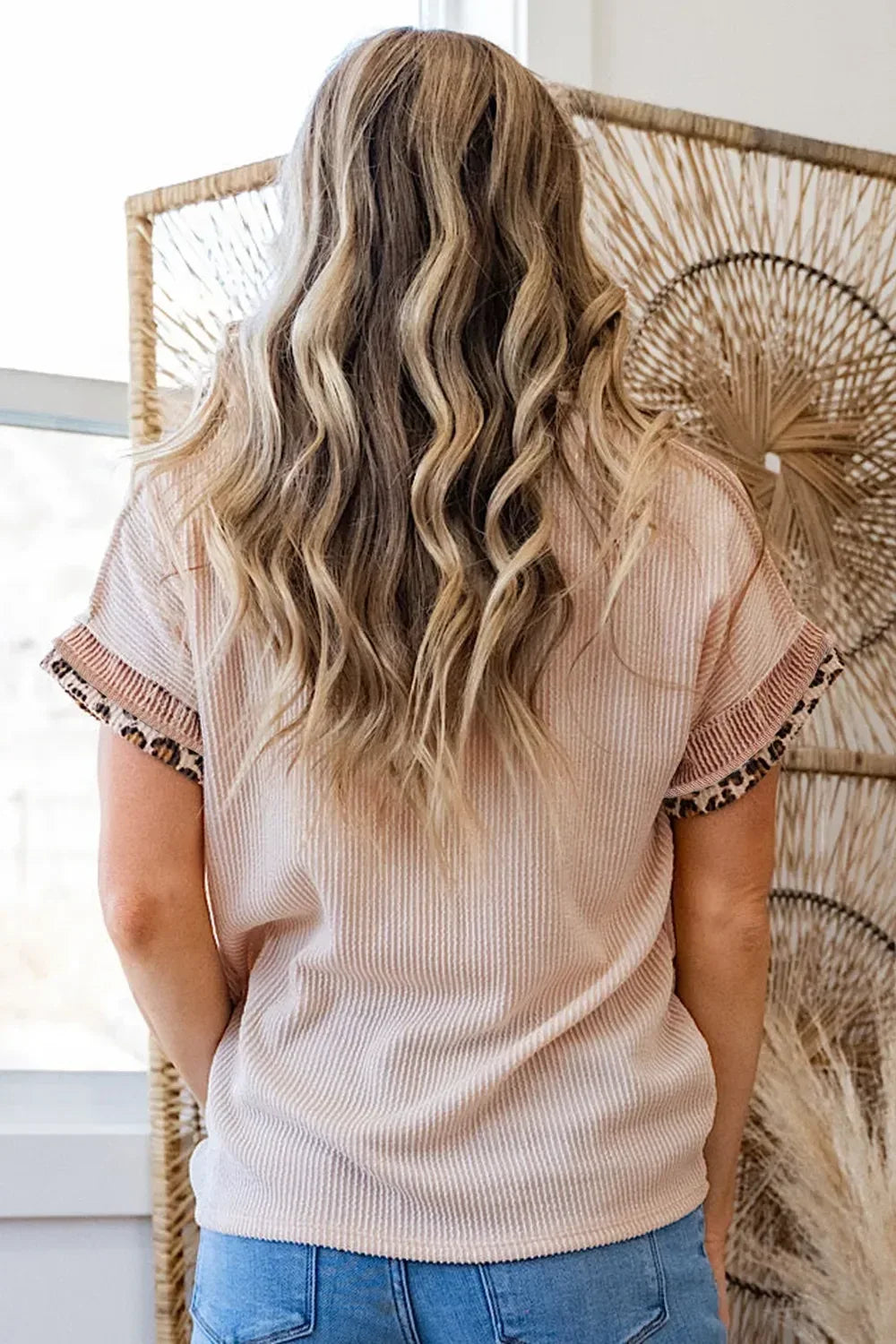 Leopard Trim Round Neck Ribbed T-Shirt - DAVERRI FASHIONS