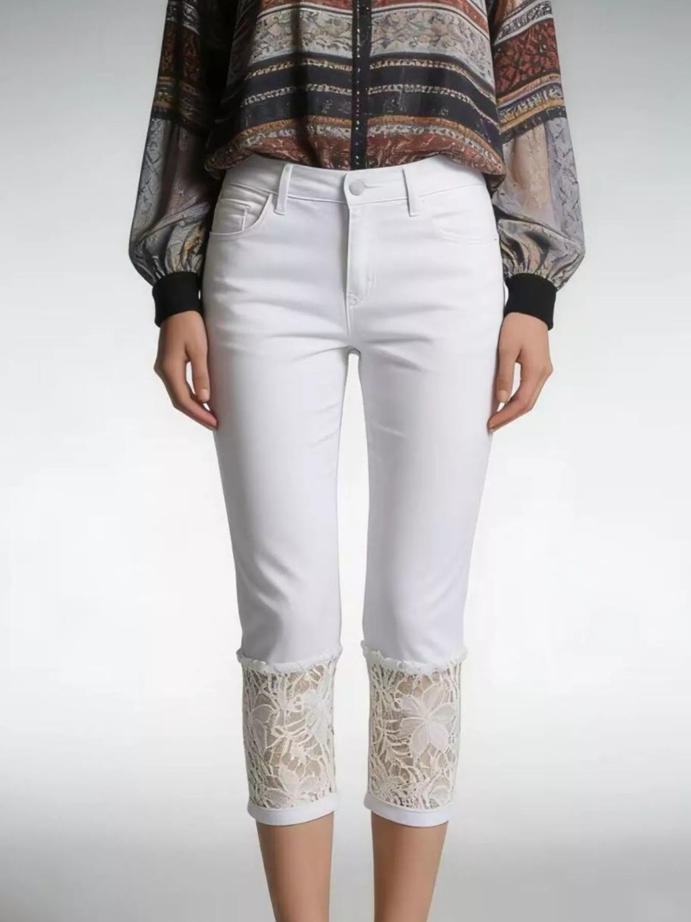 Daverri plus size lace trimmed white denim capri jeans cuffs